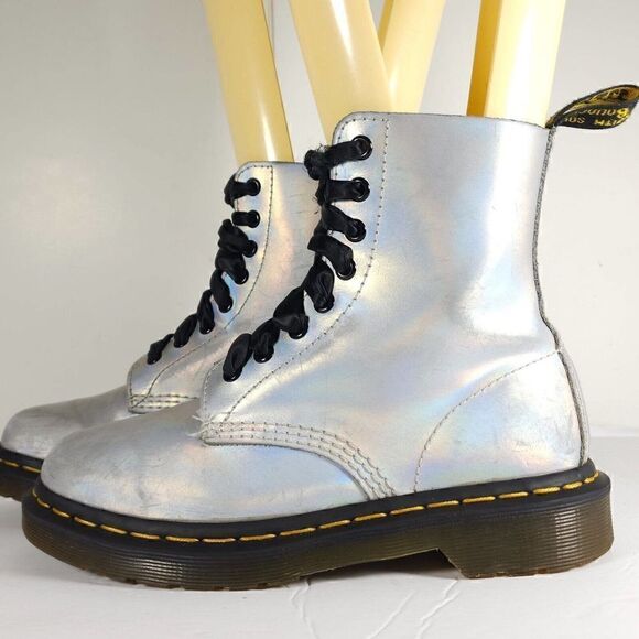 Dr. Martens Women's Pascal 1460 US 7 Ice Metallic Leather Lace Up Combat Boots - Picture 2 of 11